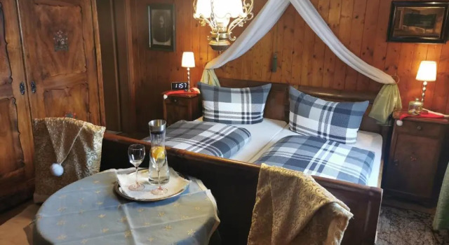 Pension Adler, Reserva ahora Hotel Hoteles en Baden-Wurtemberg con aparcamiento, Aparcamiento