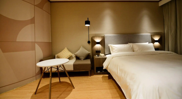 Люкс Business Hanting Hotel Jinan Huayuan Road Honglou Plaza