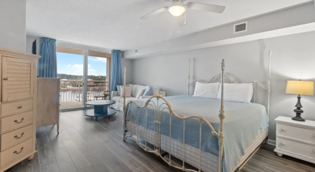 Yacht Club Villas #2-504 4 Bedroom Condo by RedAwning