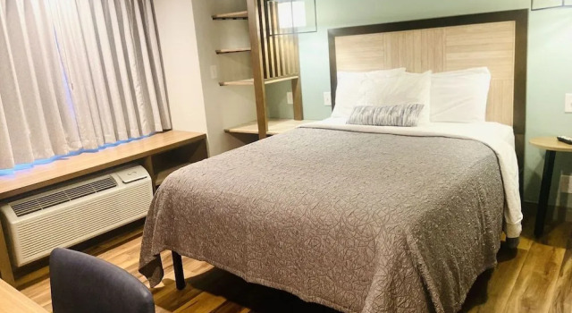 The Windstar Hotel - Carolina Beach, Забронировать Отель Каролина-бич Уилмингтон
