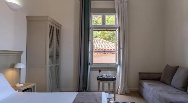 Трёхместный номер Prestige Grand Sarai Nafplio