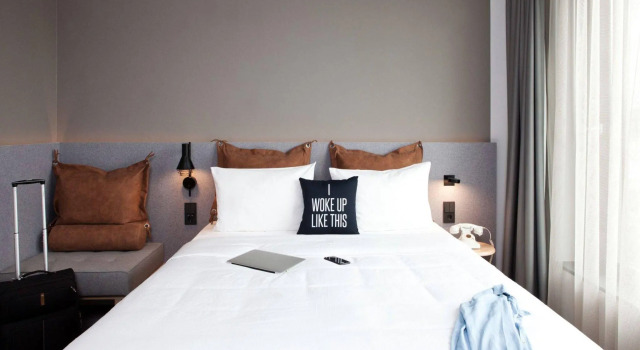 Standard double chambre Vue sur la rue Moxy Rust