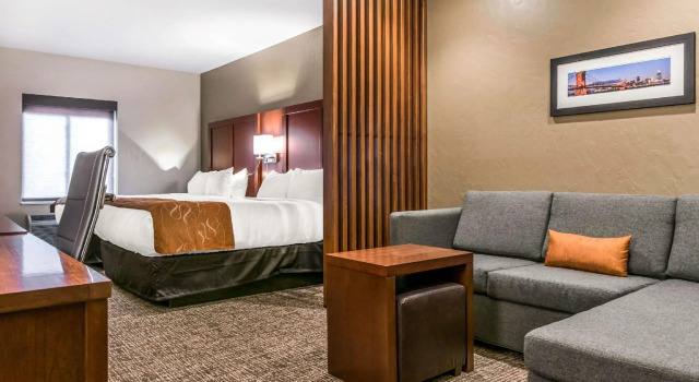 Четырёхместный люкс Comfort Suites Florence - Cincinnati South