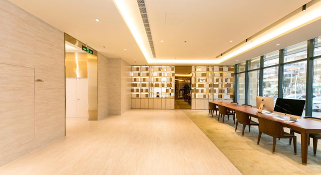 Ji Hotel Xuchang Pangdonglai Times Square, Prenota Hotel Xuchang Henan