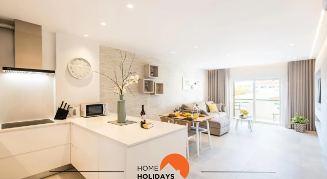 #085 Modern Flat Between New and Old Town with Pool, Rezervasyon Otel Algarve havuzlu oteller, Yüzme Havuzu