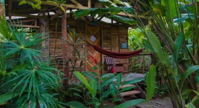 Flutterby House, Rezervovat Hotel Hotely v Puntarenas s parkováním, Parkování