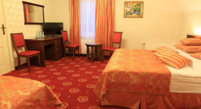 Трёхместный номер Standard Hotel Kopernik