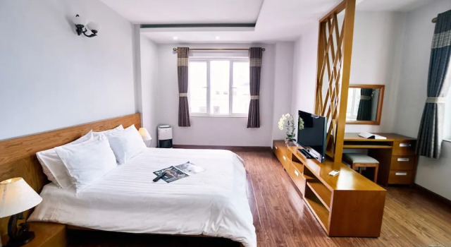 Двухместный номер Deluxe с балконом Trang Thanh Luxury Apartment