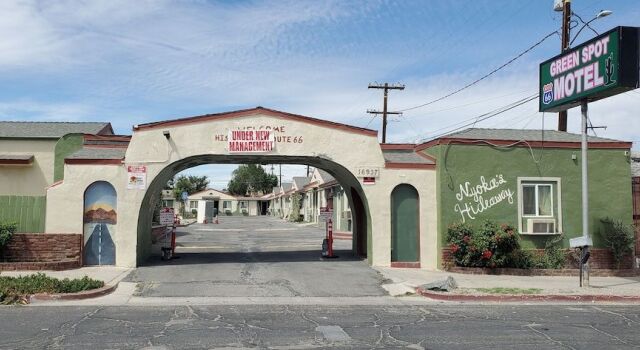 Green spot motel, Book Motel Victorville California
