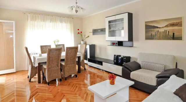 Apartment Sunny Side