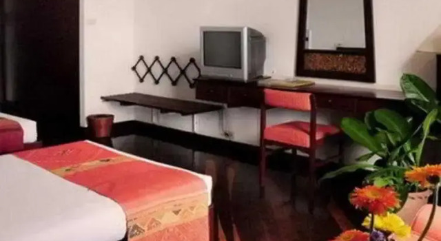 Pathumrat, Varaa Hotelli Hotellit North-Eastern Thailand pysäköinnillä, Pysäköinti