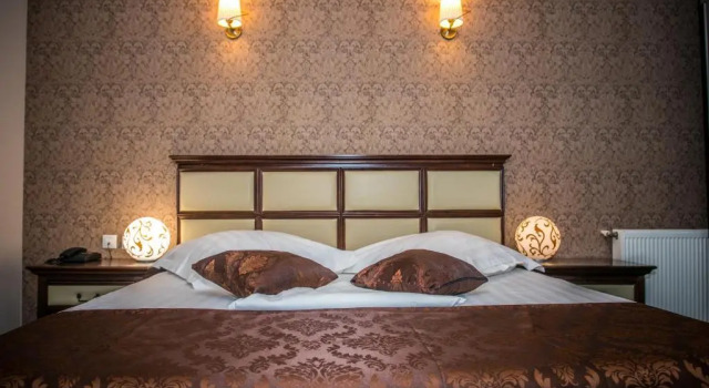 Полулюкс Deluxe Hotel Megalos