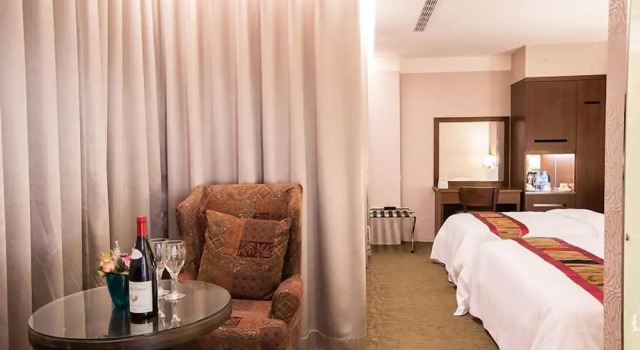 Трёхместный номер Classic York Hotel