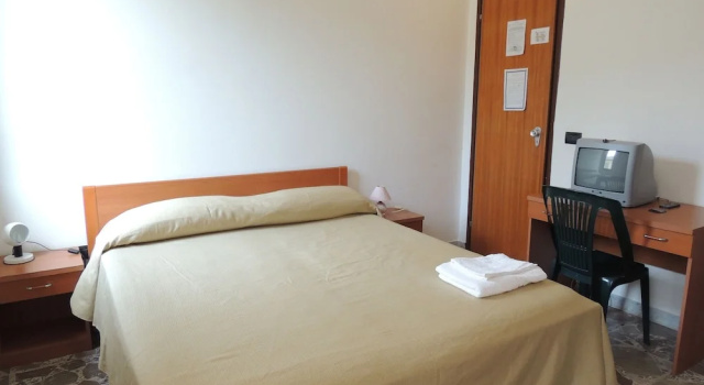 Terrazzino, Book Hotel Vibo Valentia Calabria