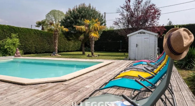 Вилла Beautiful Louisiana villa sleeps 6 with pool