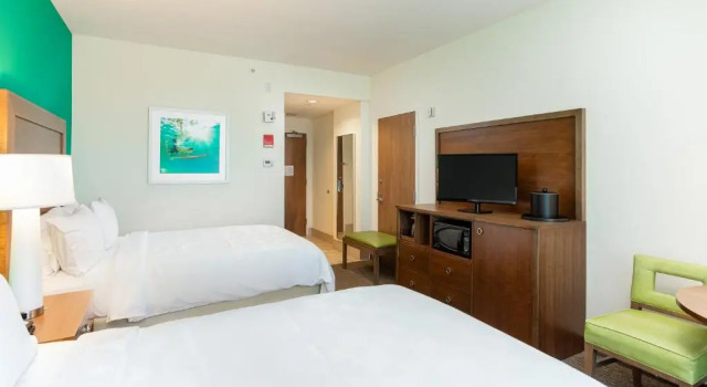 Четырёхместный номер Deluxe Holiday Inn Resort Fort Walton Beach by IHG