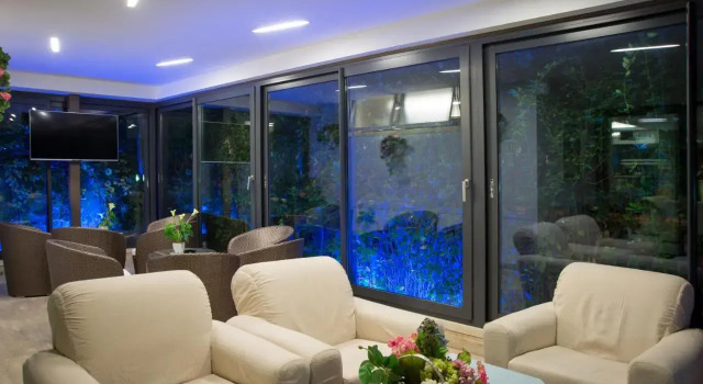 Residence Clipper