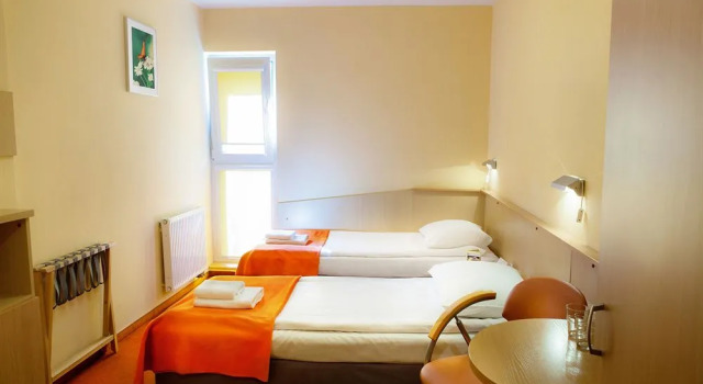 System Hotel Kraków, Boek Hotel Hotels in Klein-Polen met parkeren, Parkeren