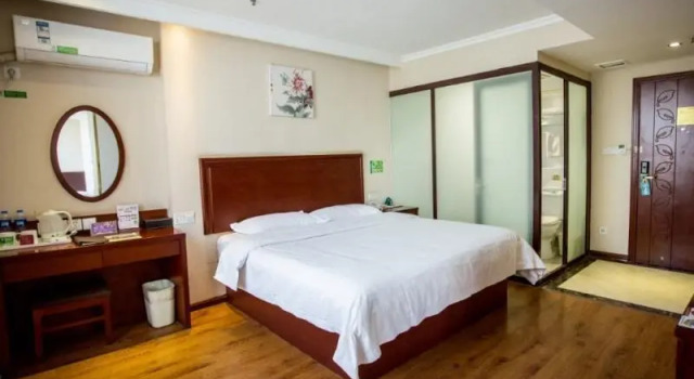 Номер Standard GreenTree Inn Luoyang Zhongzheng Street Express Hotel