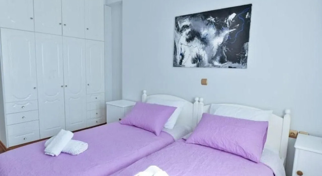 Charming 3-bedroom House in Tinos