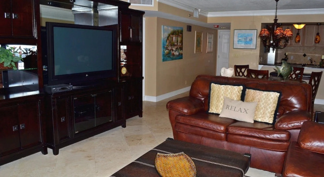 Beachside Towers at Sandestin by Gibson Beach Rentals, Varaa Hotelli Hotellit Emerald Coast uima-altaalla, Uima-allas
