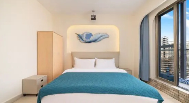 Люкс Luxury Sanya Red Orange Blue Dragonfly Homestay Hotel (Sanya Bay Haiyue Square Branch)
