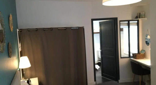 Трёхместный номер Superior Hotel Saint-Michel