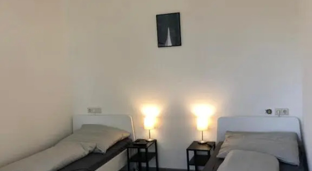 Апартаменты Standard Monteurwohnungen in der Residenz am Kurpark