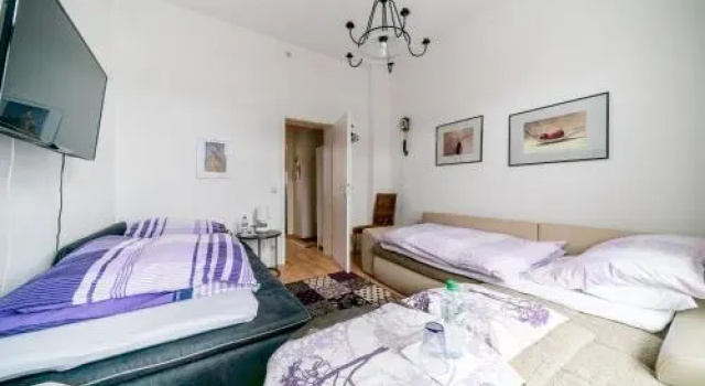 Linden City Private Room 5748, Prenota Hotel Hannover Bassa Sassonia
