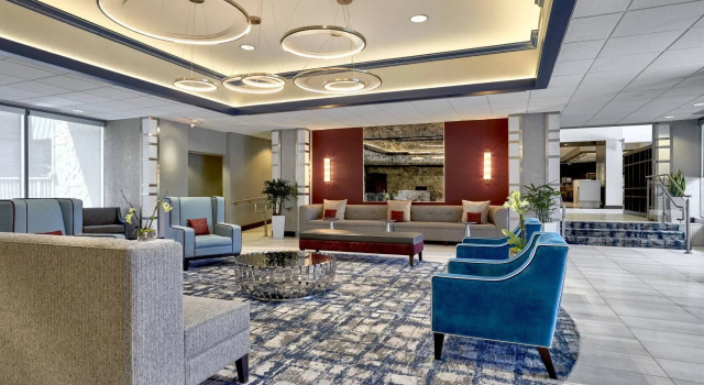 Sheraton Milwaukee Brookfield, Reserva ahora Hotel Brookfield Wisconsin