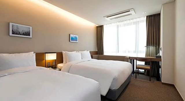 Family Double room Ramada Encore by Wyndham Haeundae