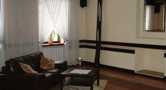 Hotel w Dobieszkowie, Book Hotel Hoteller i Strykow med morgenmad, Morgenmad