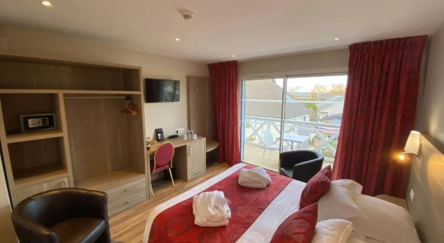 Номер Comfort Contact hôtel - Hôtel Les Bleuets & SPA