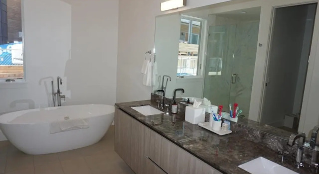 Sedona Hillside Hideaway - 4 Br Condo, Забронировать Отель Отели Парк-Сити с парковкой, рядом с Canyons Parking Lot, Парковка