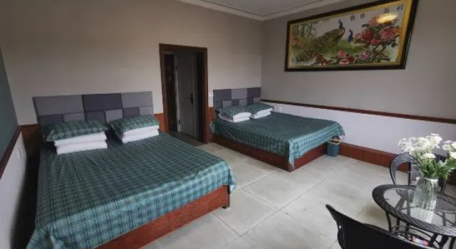 Кровать в общем номере c 1 комнатой Yikang Farm House