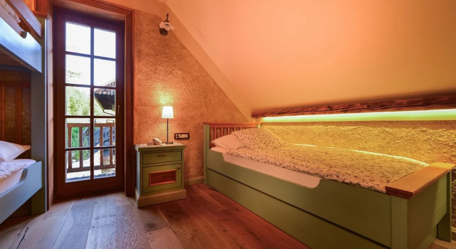 Вилла Villa Les with Hot tub & Sauna