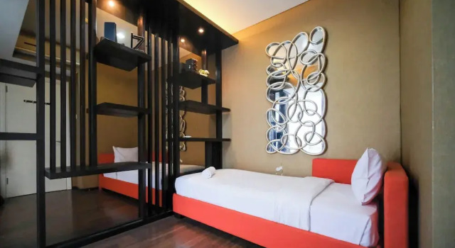 Best Location And Homey 3Br Apartment At Trillium Residence, Book Apartment Apartments in Surabaya, near Tunjungan Mall, Apartment