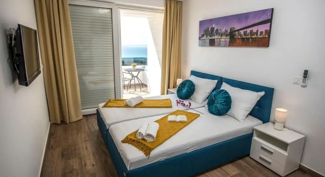 Awesome Home in Novalja With Wifi, 4 Bedrooms and Outdoor Swimming Pool
