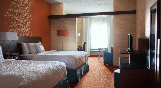 Шестиместный люкс Fairfield Inn & Suites by Marriott Ithaca