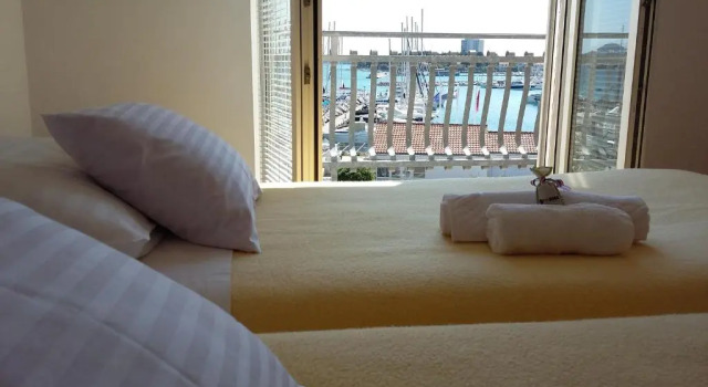 Apartments & Room Marina View, Забронировать Апартаменты/квартира Отели Водице с парковкой, рядом с Частный Пляж Отеля «Кристина», Парковка