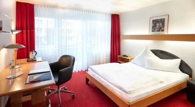 Одноместный номер Standard Hotel ISG Heidelberg