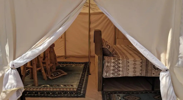 FunStays Glamping Setup Tent in RV Park #6 OK-T6, Prenota Campeggio Moab 