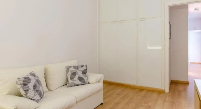 Elegant 2BD Evelpidon Apartment