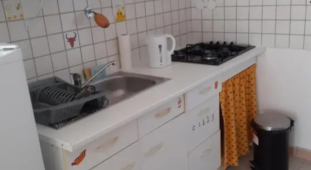 Studio Les olivades, Забронировать Отель Отели Арля с парковкой, Парковка