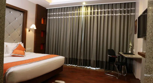 Люкс Luxury Hotel Chirag