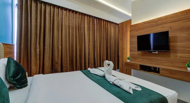Номер Premium Silverkey Hotel Yelahanka