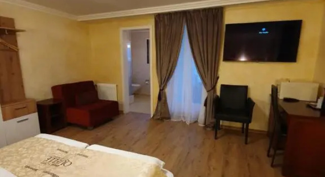 Четырёхместный номер Standard с балконом Esos Hotel Quelle