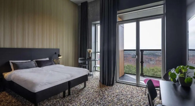Двухместный номер Standard с балконом Peak 12 Hotel