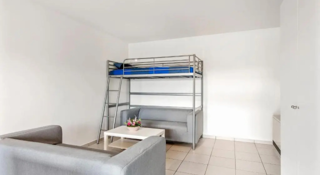 Dream apartment for work stay, Rezerwuj Apartament Hotele w Bruksela z parkingiem, Parking