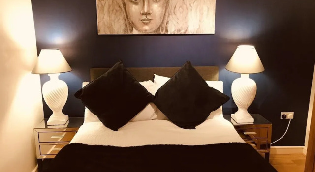Dockland Apartment